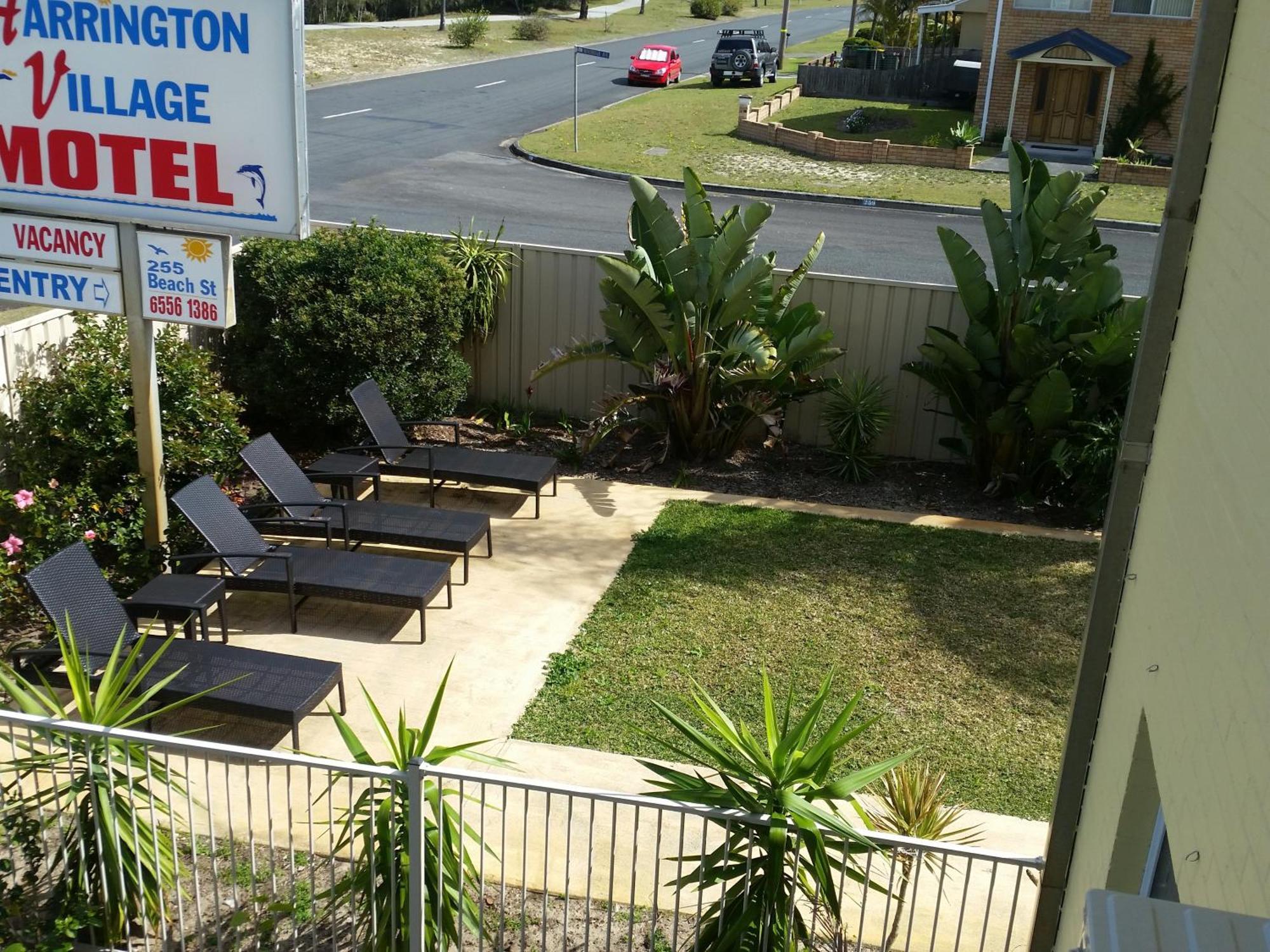 Harrington Village Motel Manning Point Room photo